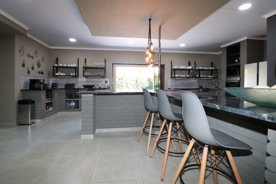 5 Bedroom Property for Sale in Irene Park North West